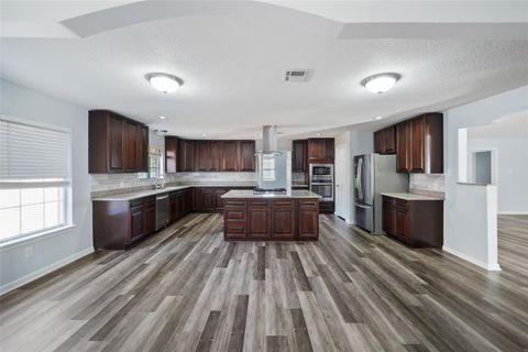 Photo of 5107 Whittier Oaks Drive, Friendswood, TX 77546 (MLS # 38868384)