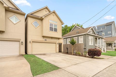 Homes For Sale - 1611 Summer Street #B<br/> Houston, TX 77007
