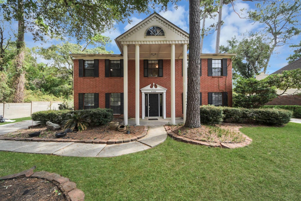 Photo of 4330 Meadow Springs Drive, Houston, TX 77339 (MLS # 32702277)