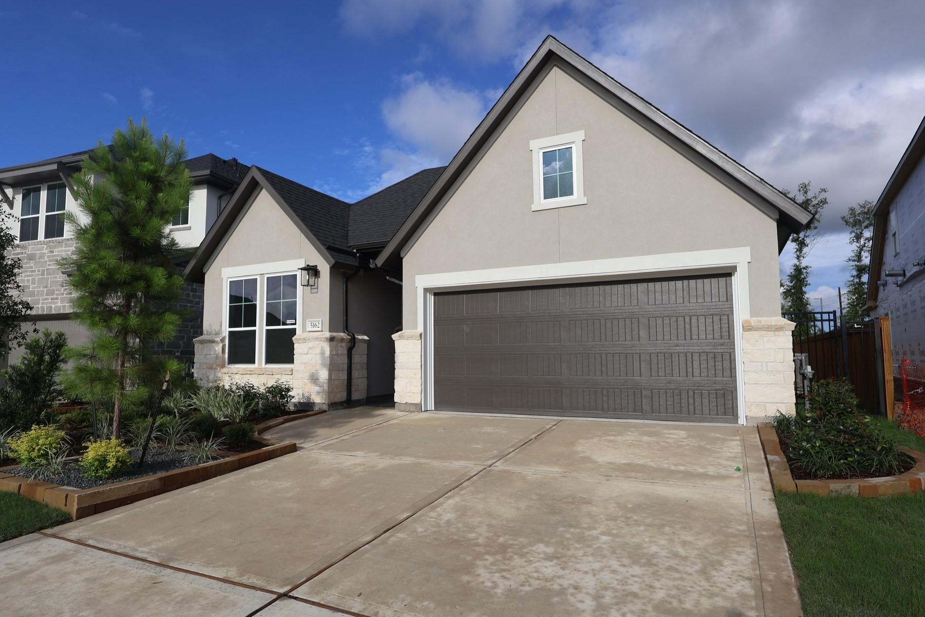 5162 Enchanted Pine Court