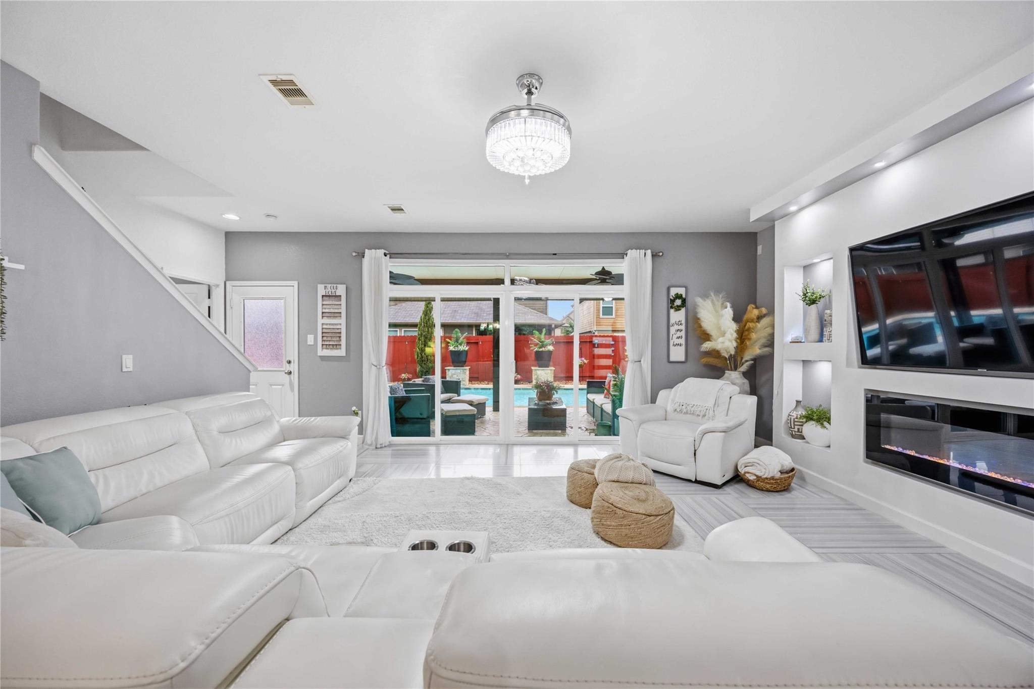2139 Pacific Loon Lane
