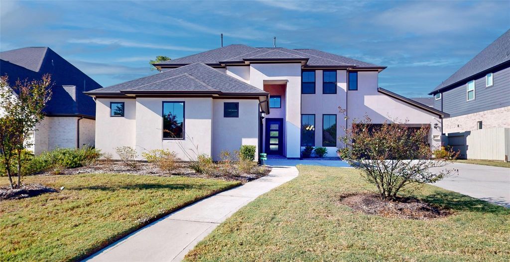 Photo of 8305 Greenleaf Ridge Way, Conroe, TX 77385 (MLS # 42957911)