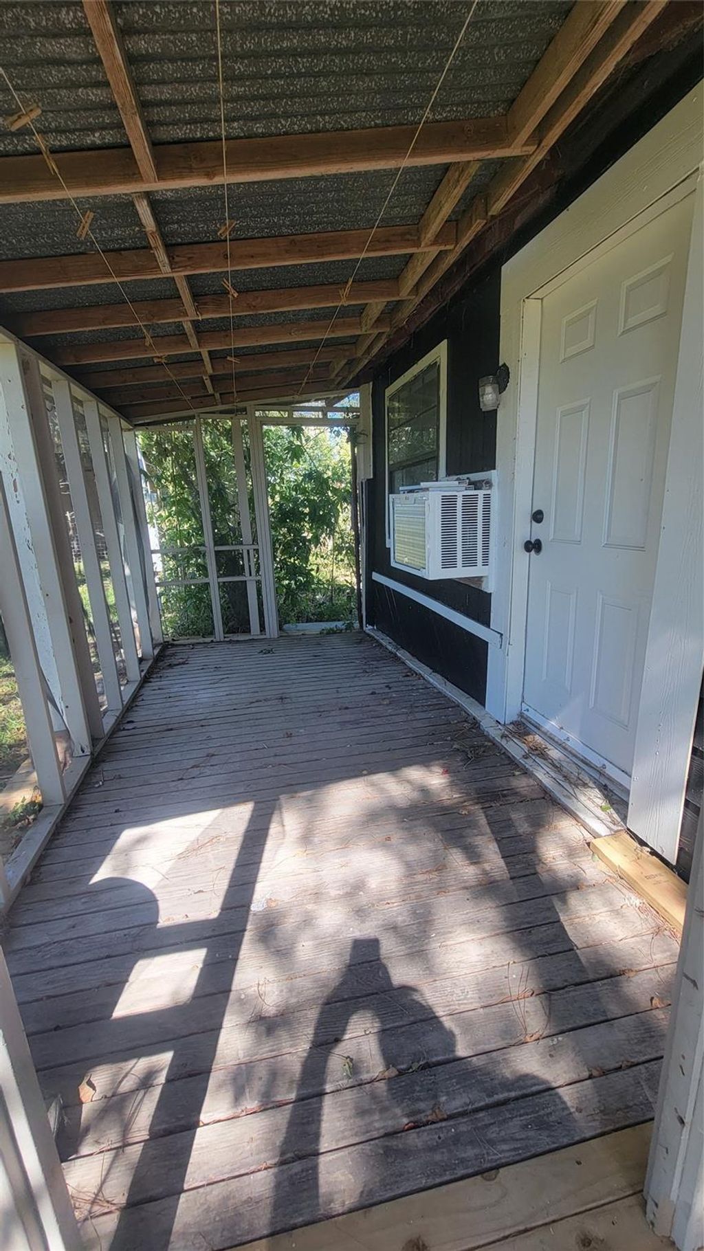 Photo of 12018 Sandpiper Road, Angleton, TX 77515 (MLS # 18366932)