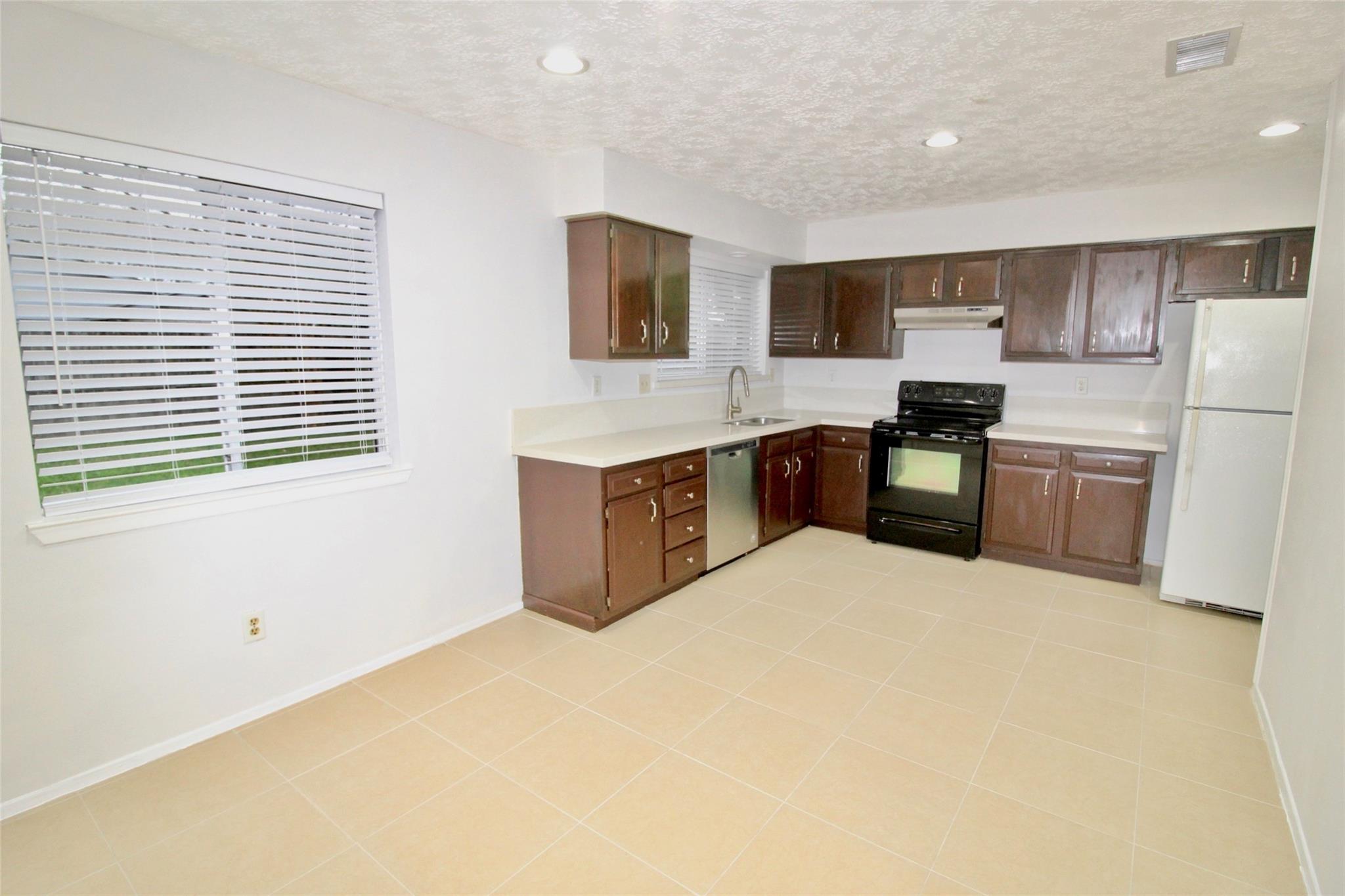 16803 Ribbonridge Drive