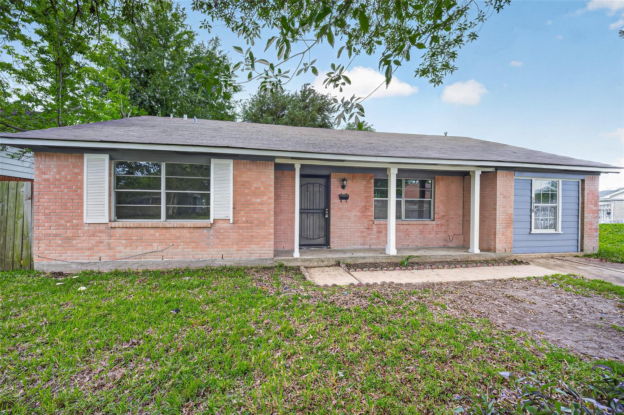 3918 Tavenor Lane