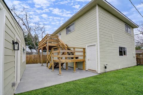 Photo of 6603 Narcissus Street, Houston, TX 77087 (MLS # 37267067)