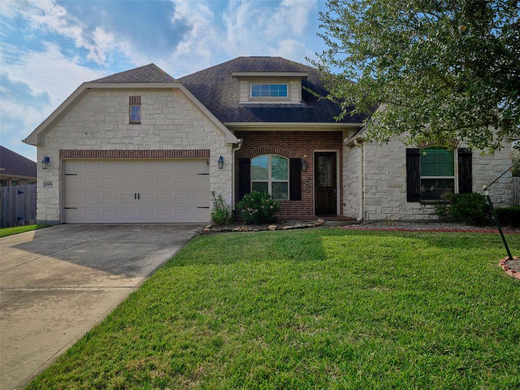 Photo of 20831 Camelot Legend Drive, Tomball, TX 77375 (MLS # 27873833)