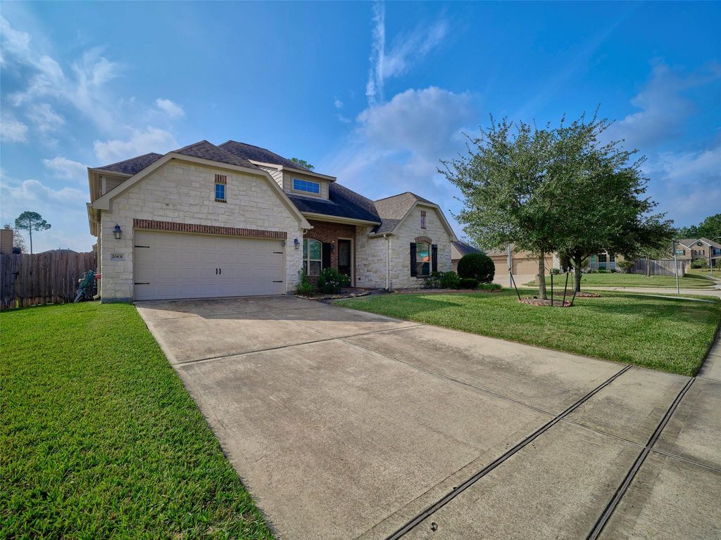 Photo of 20831 Camelot Legend Drive, Tomball, TX 77375 (MLS # 27873833)