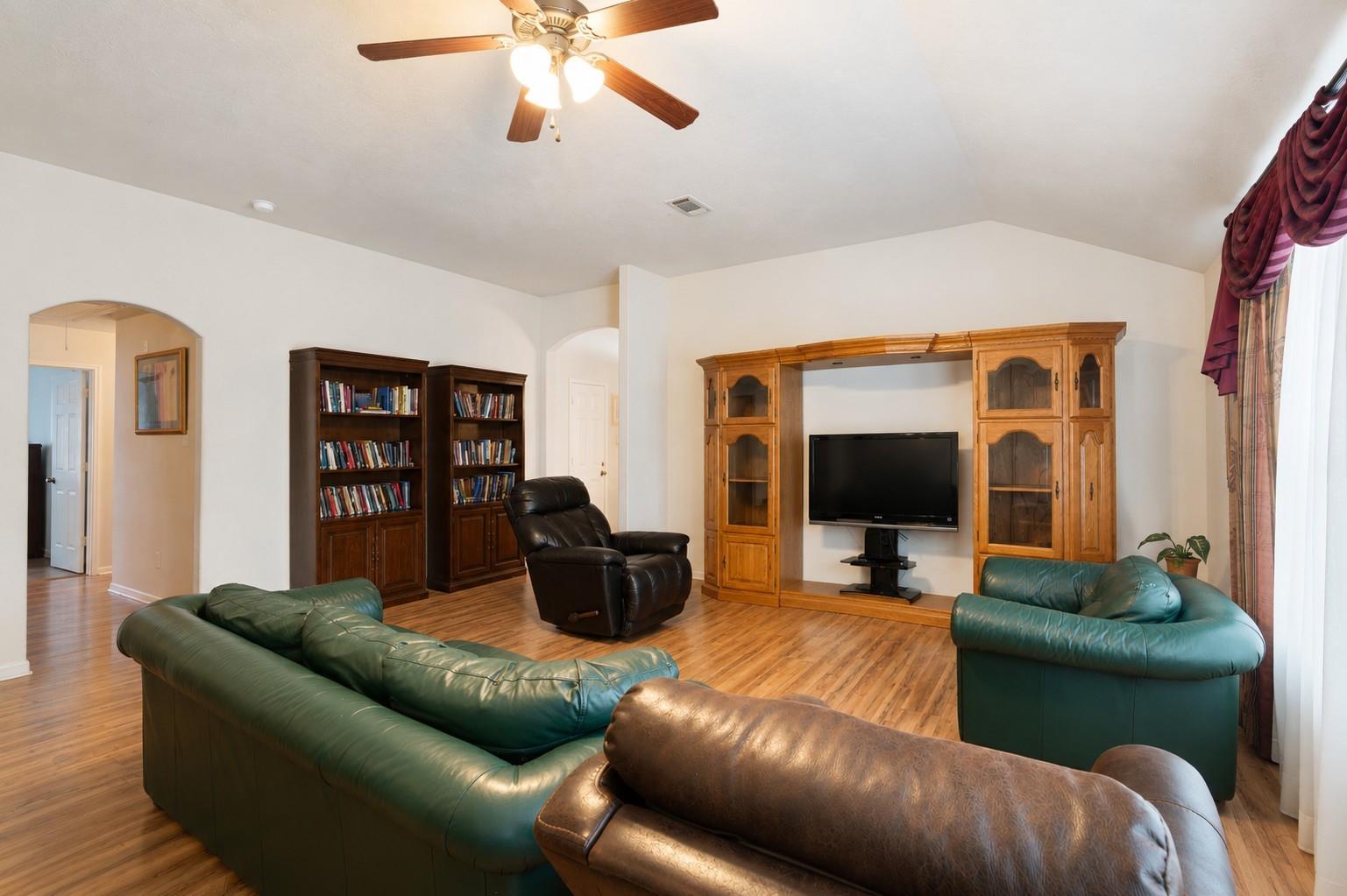 3319 Oil Baron Lane