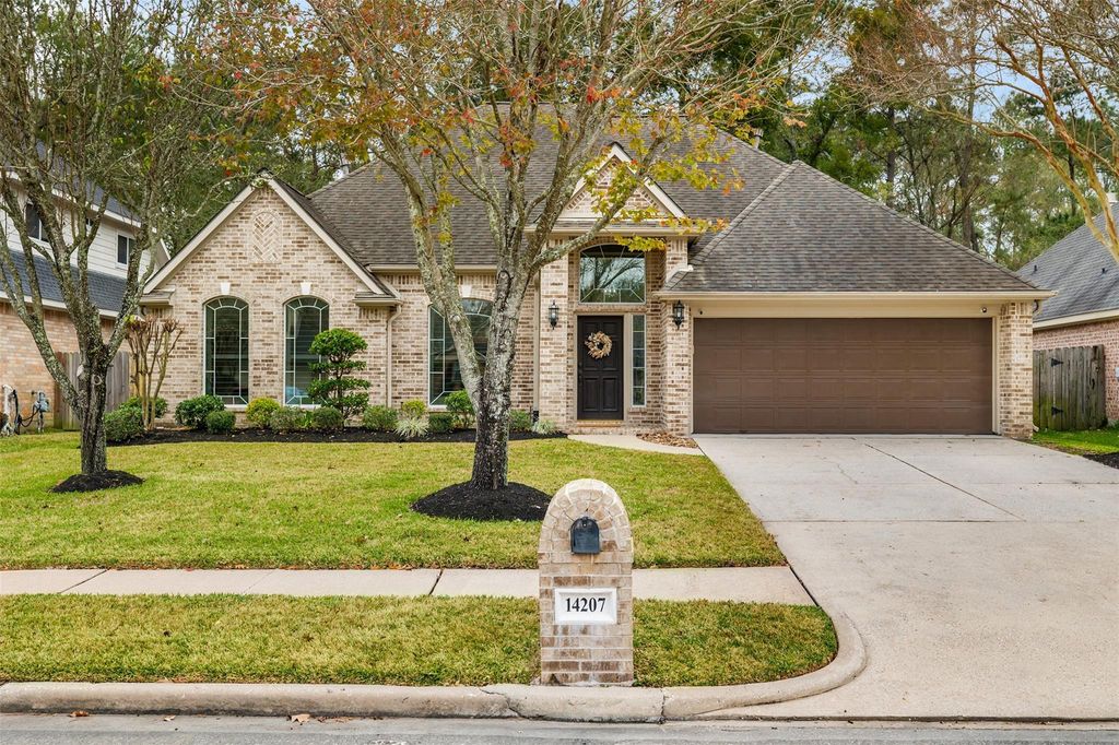 Photo of 14207 Rock Dove Lane Ln, Houston, TX 77044 (MLS # 86509048)