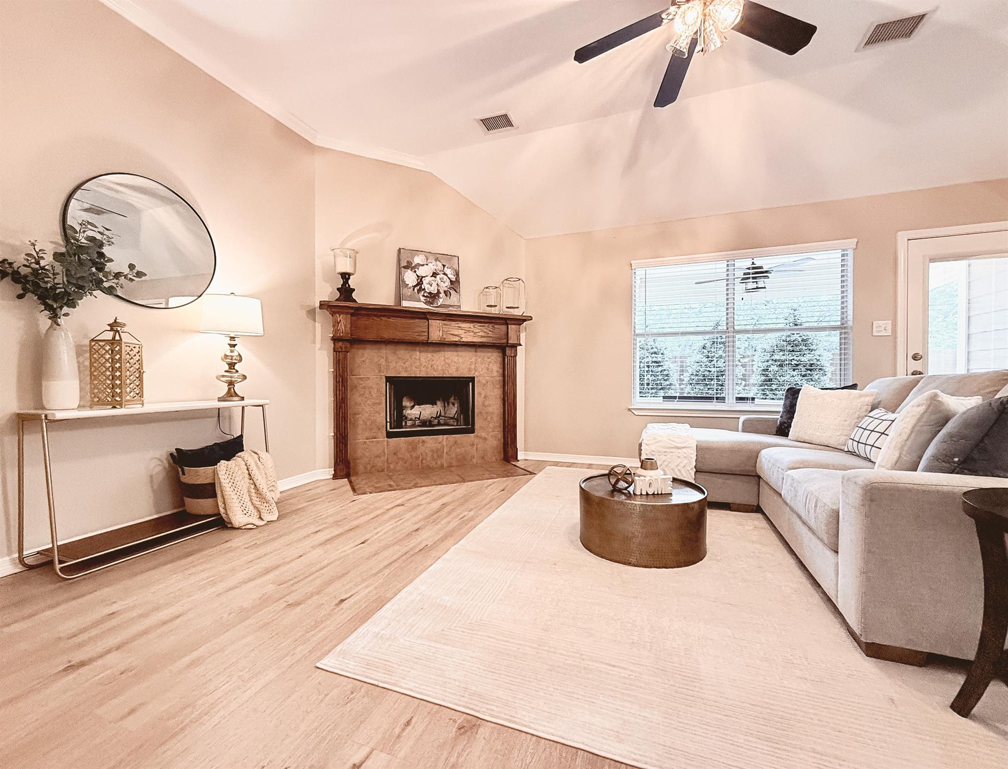 810 Springwood Drive