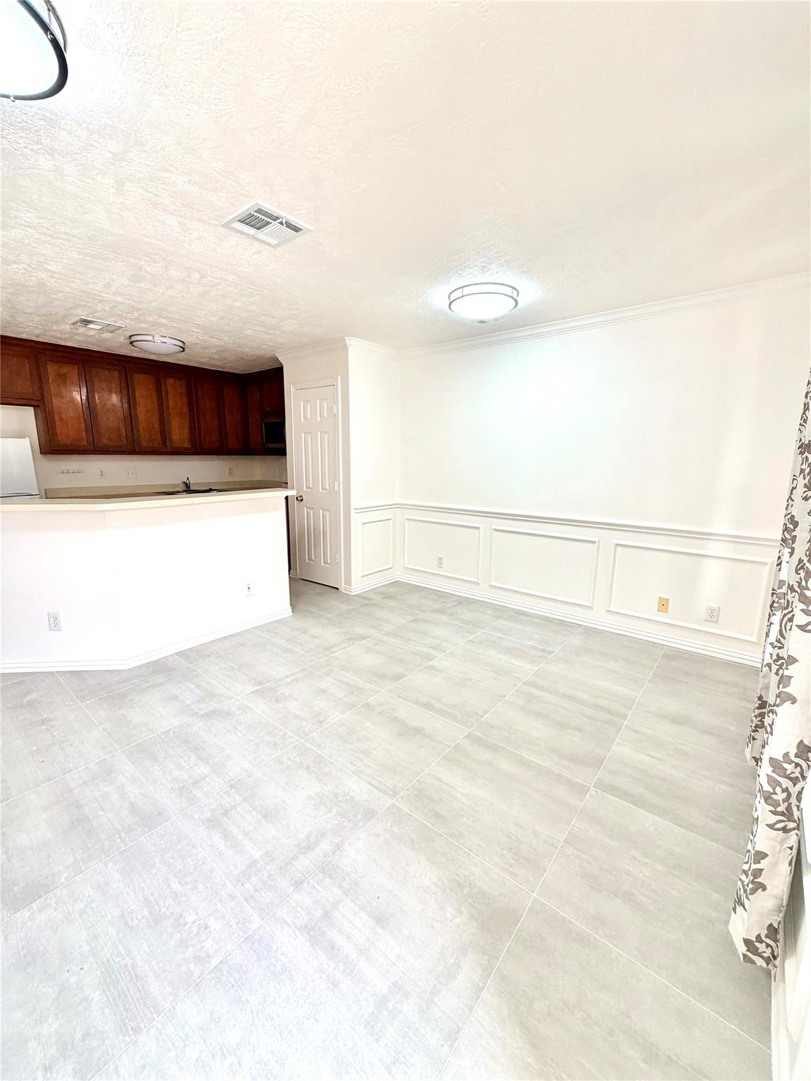 12502 Venus Park Ln