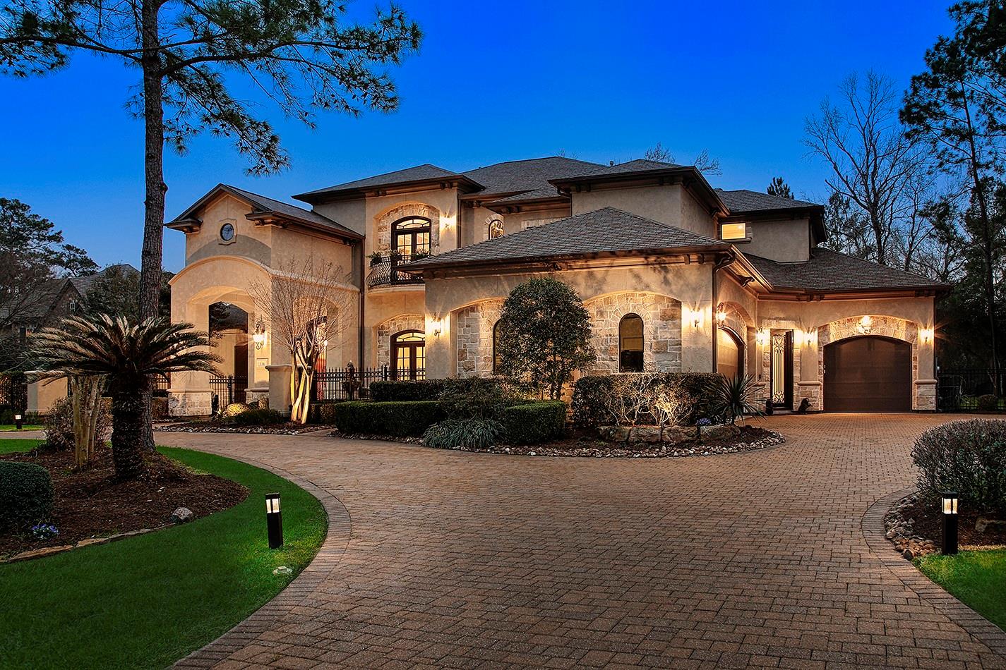 134 S Tranquil Path Drive