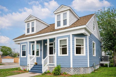 1828 Ursuline Street Galveston TX 77550