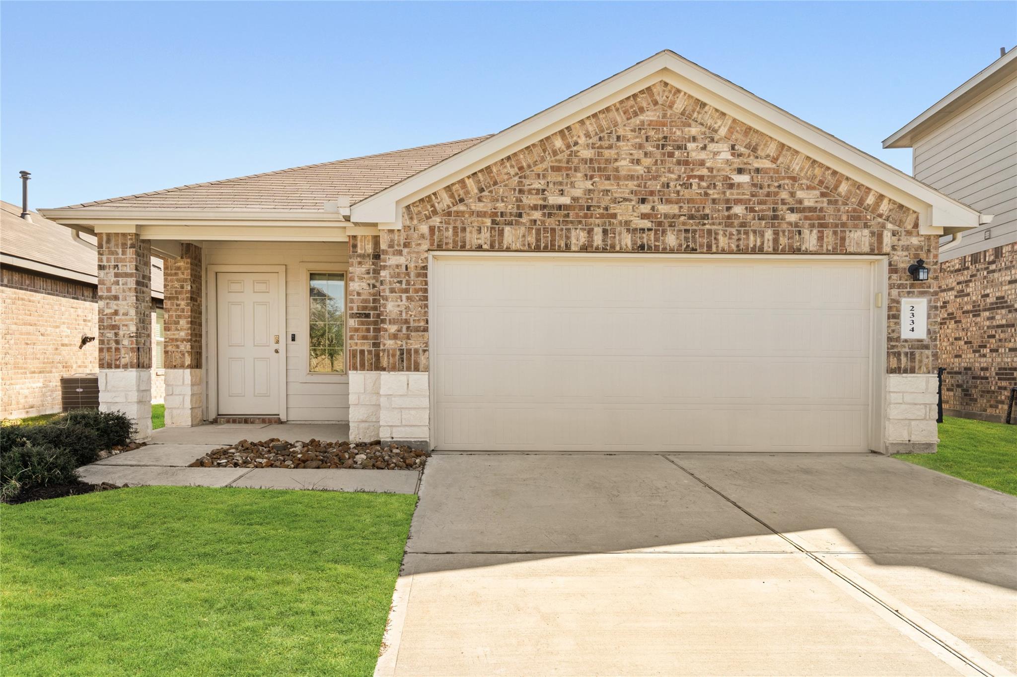 2334 Spruce Cliff Lane