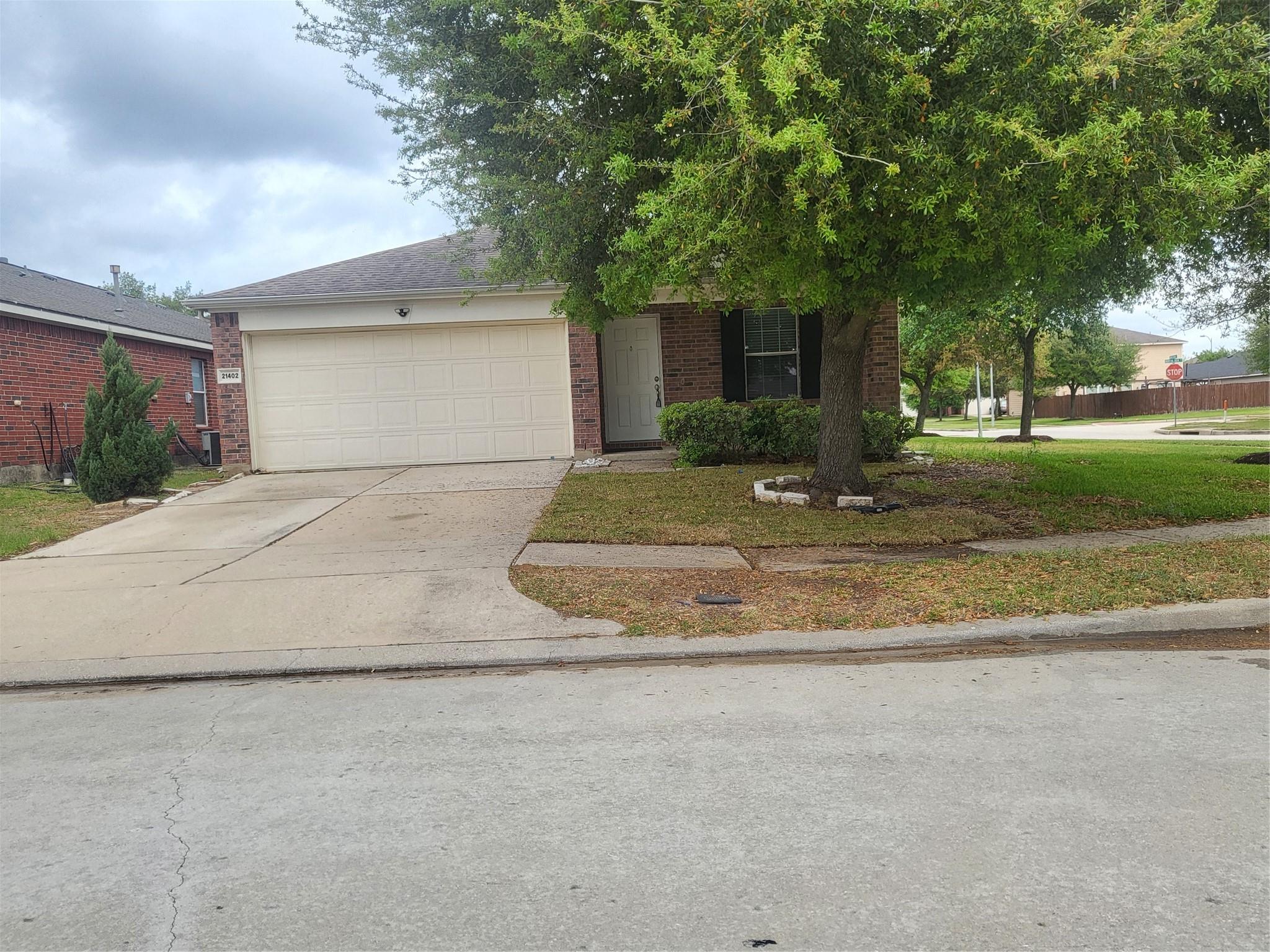 21402 Doral Rose Lane