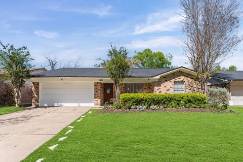 Photo of 5910 Jim Street, Houston, TX 77092 (MLS # 39770475)