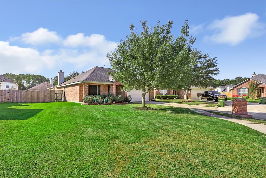 Photo of 6714 Carrington Ridge Lane, Humble, TX 77346 (MLS # 95560130)