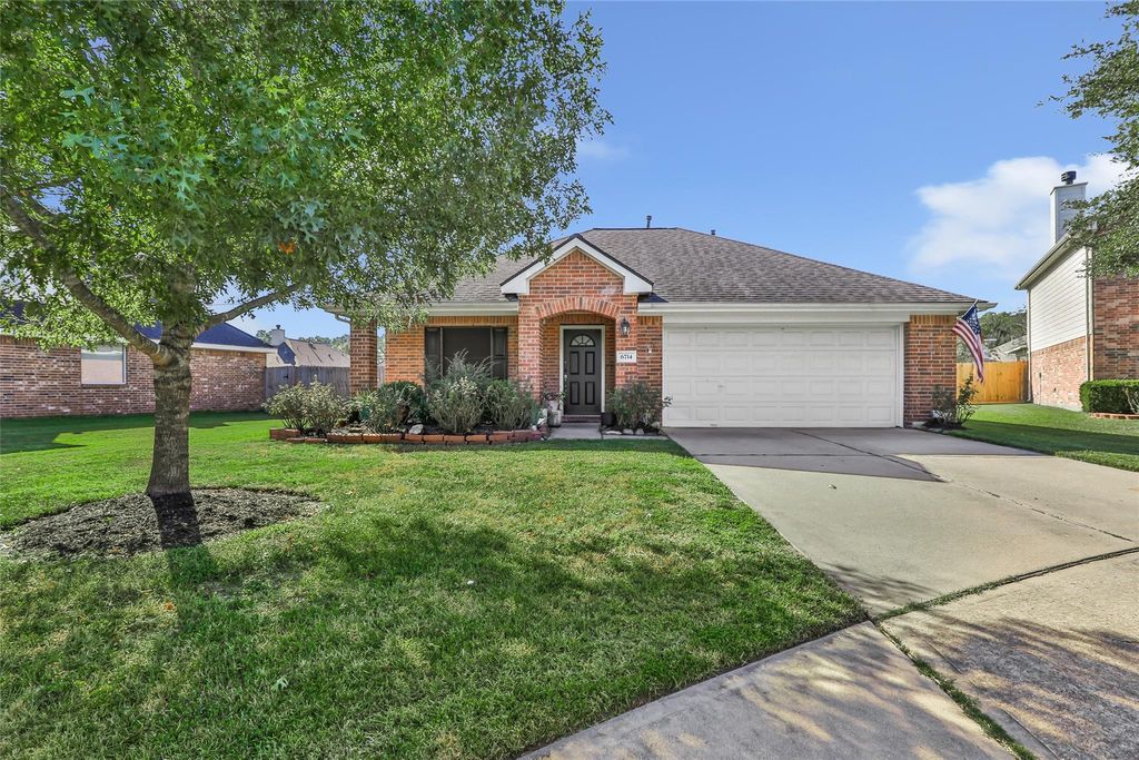 Photo of 6714 Carrington Ridge Lane, Humble, TX 77346 (MLS # 95560130)