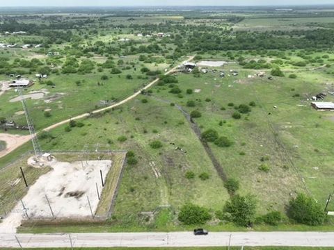 Vacant Land For Sale - 3507 Oil Field Road<br/> Bellville, TX 77418