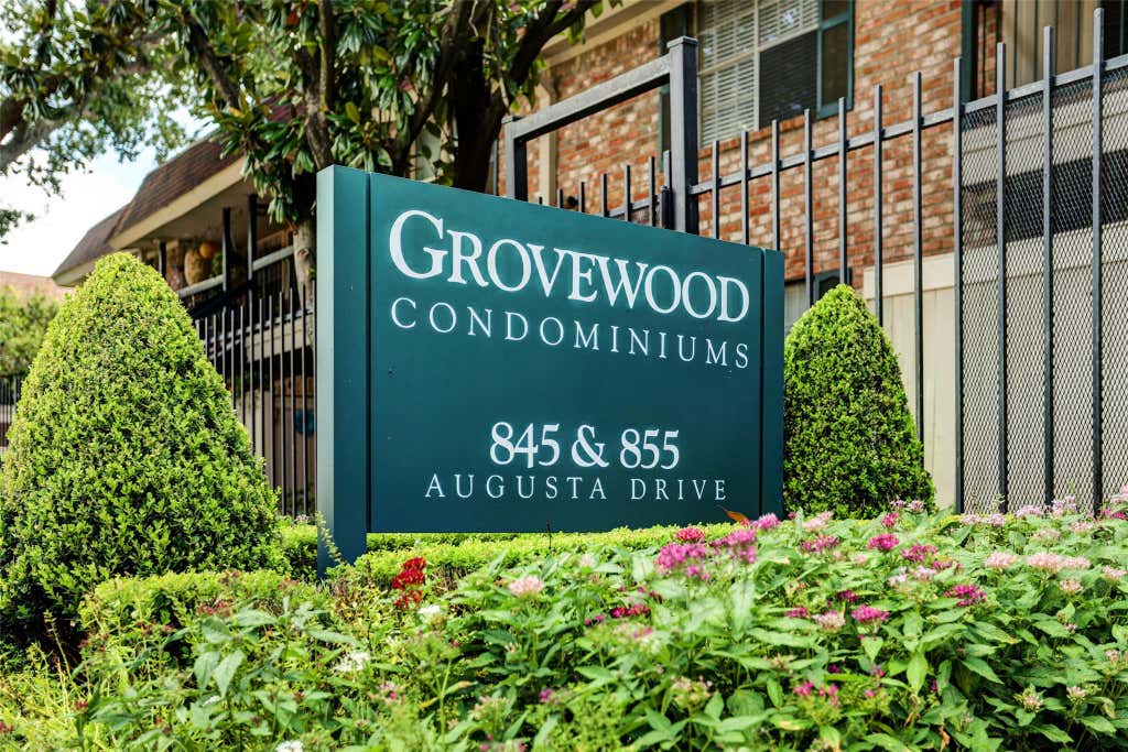 Photo of 845 Augusta Drive #57, Houston, TX 77057 (MLS # 44477599)