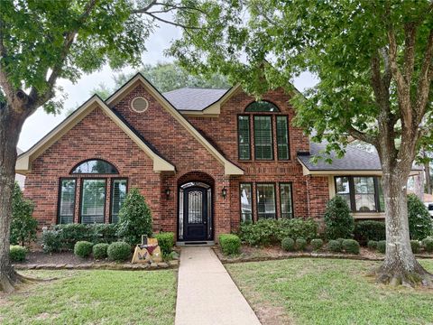 Photo of 3807 Summer Lane, Baytown, TX 77521 (MLS # 63897417)