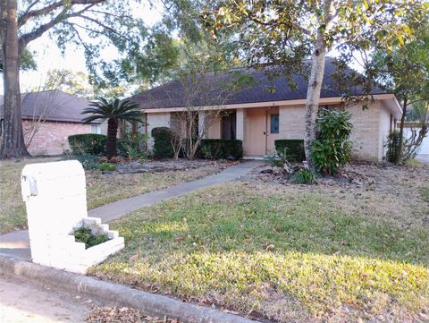 Photo of 3714 Haven Pines Drive, Houston, TX 77345 (MLS # 36210509)