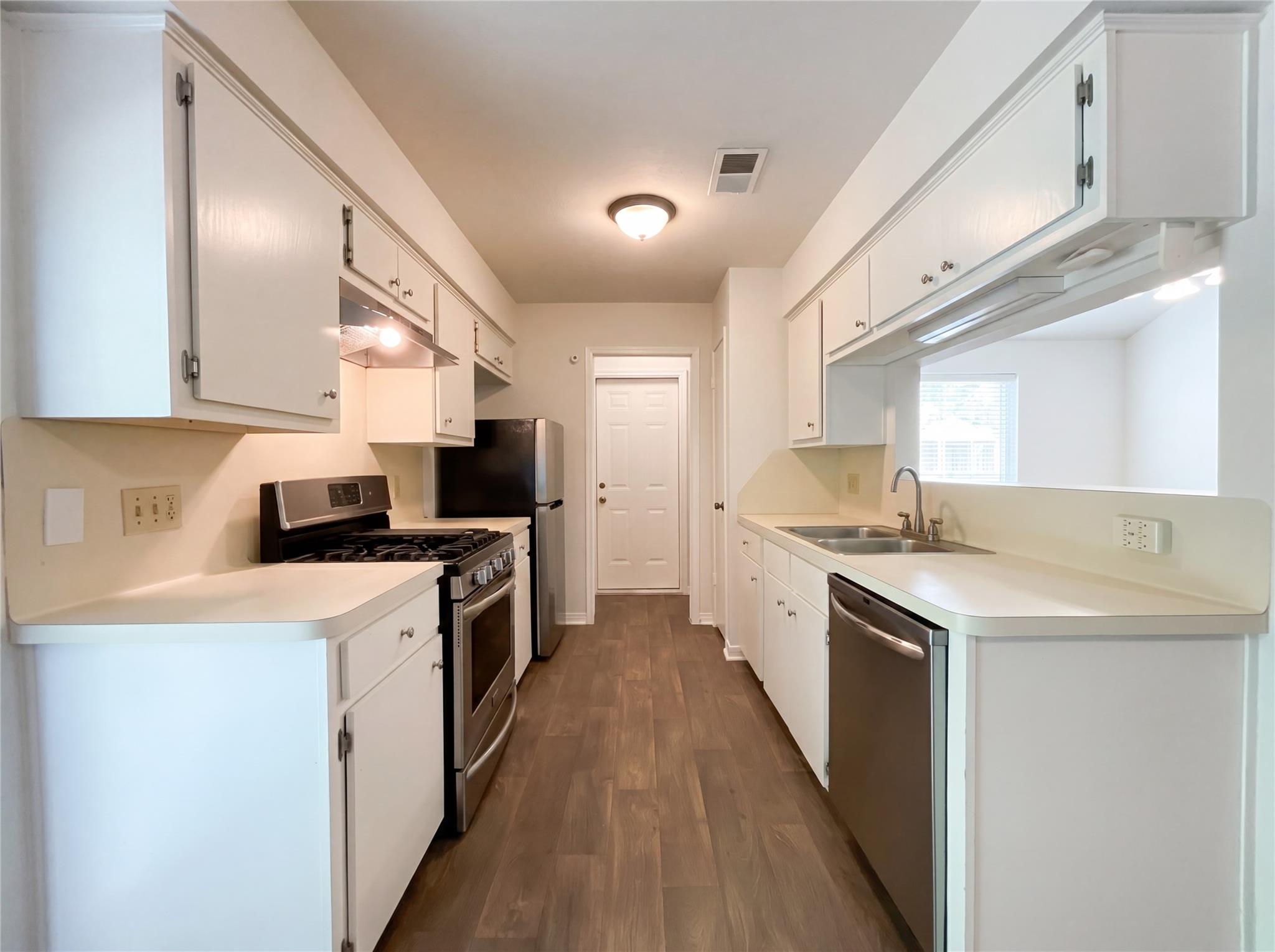 410 E Little Oak Court
