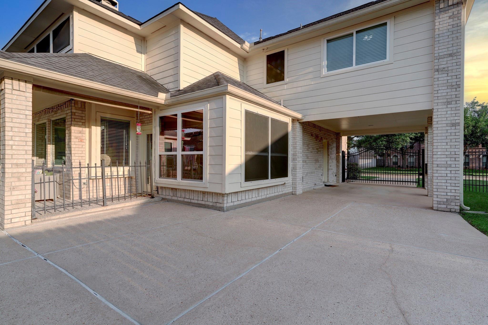 22514 Bridgehaven Drive