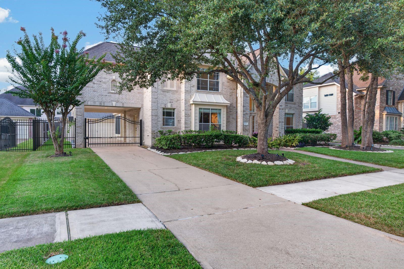 22514 Bridgehaven Drive