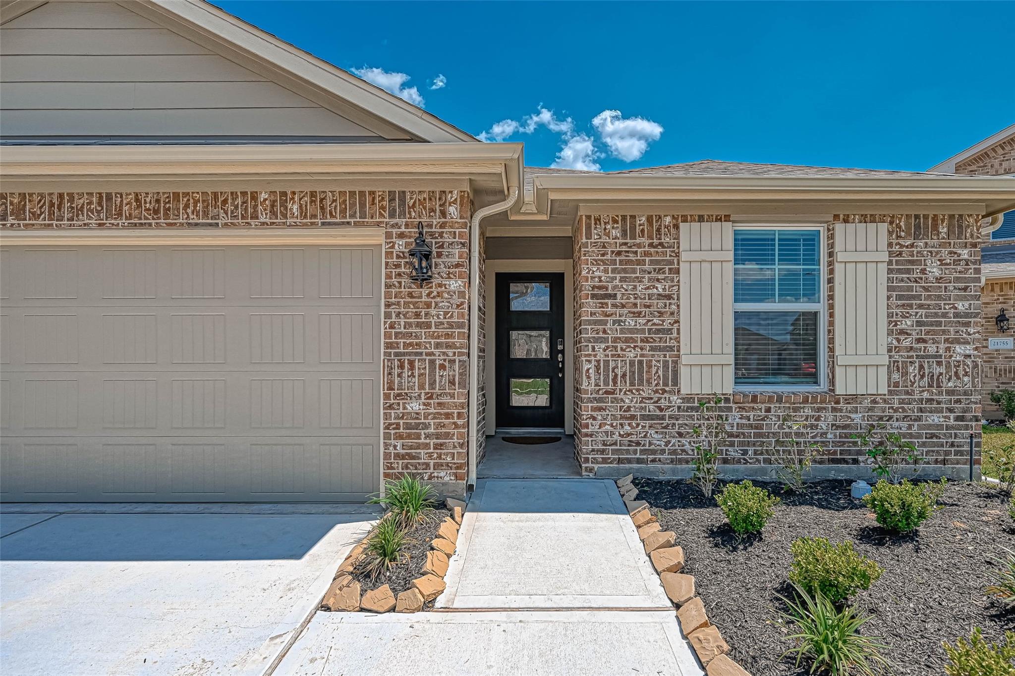21751 Teton Rock Trail