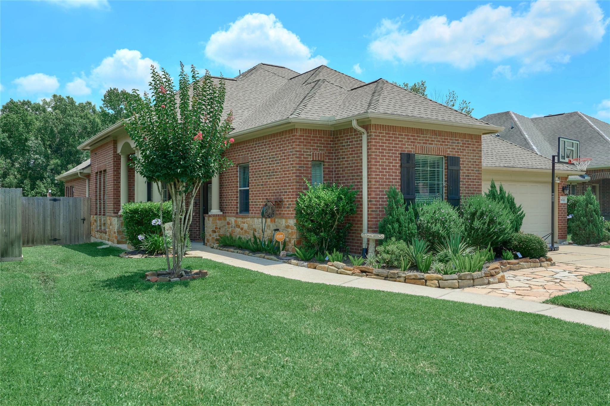 28322 Madelin Manor Lane