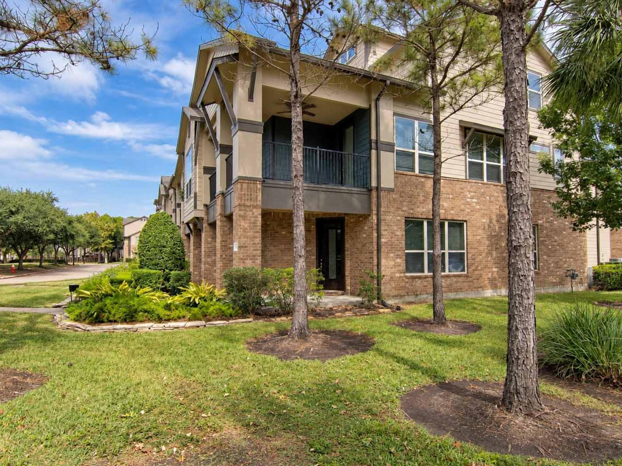 409 Via Regatta Drive