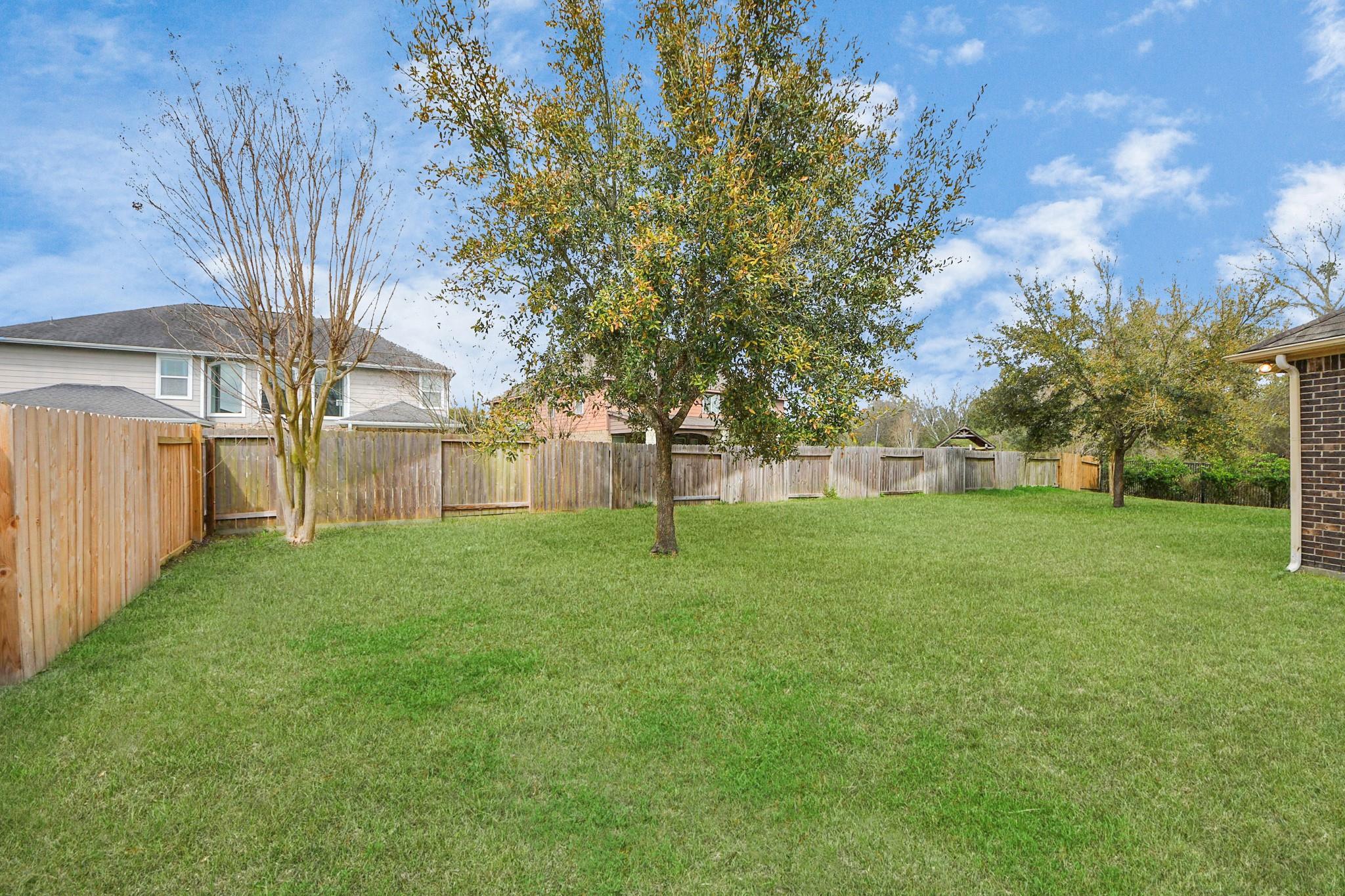 18006 E Williams Bend Drive