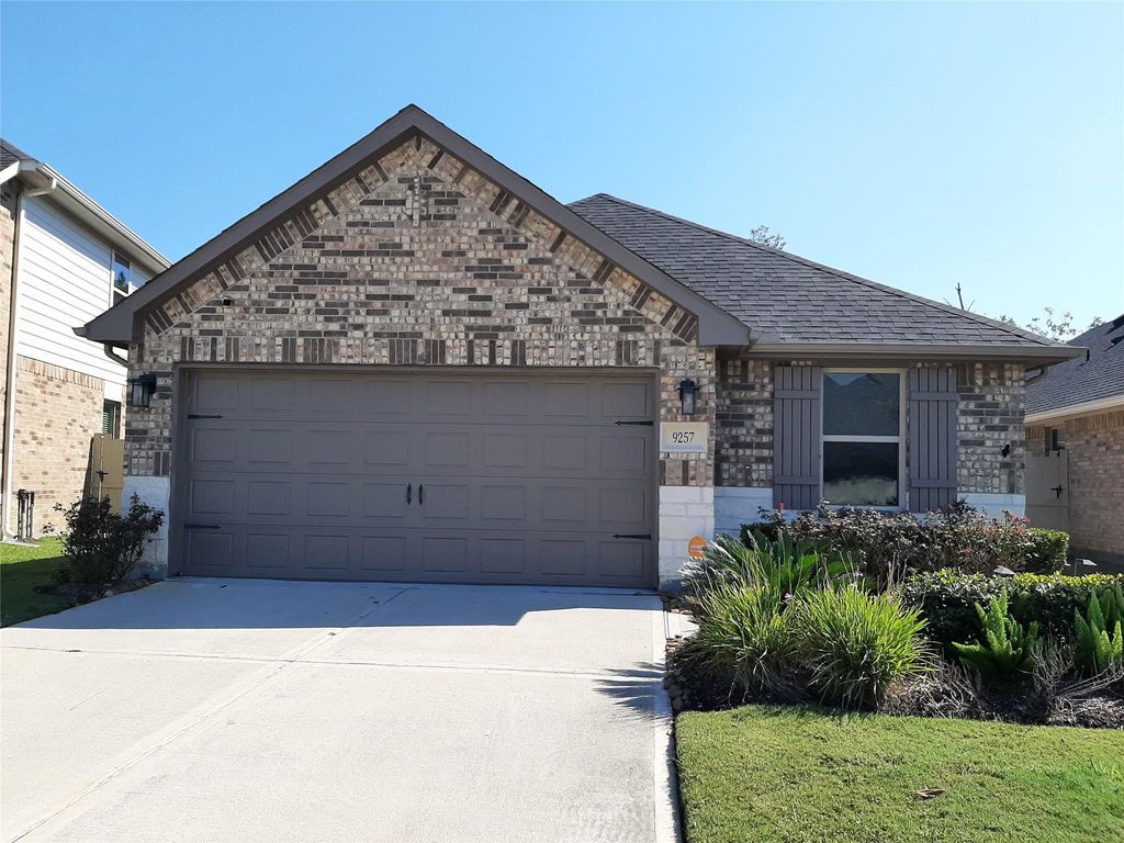 Photo of 9257 Inland Leather Lane, Conroe, TX 77385 (MLS # 64465268)