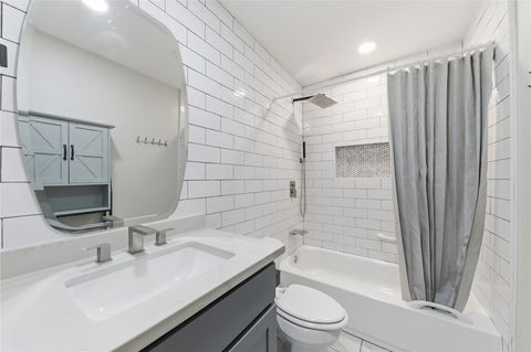 Tiny photo for 515 Tallowood Road #15, Houston, TX 77024 (MLS # 22627867)