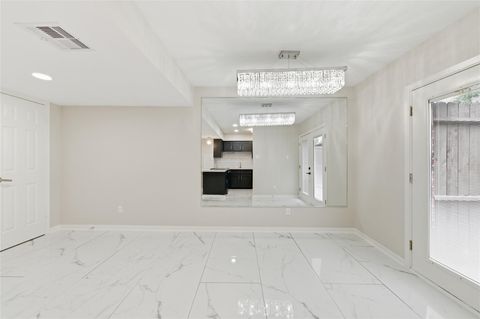 Tiny photo for 515 Tallowood Road #15, Houston, TX 77024 (MLS # 22627867)