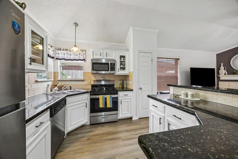 Tiny photo for 6738 Hertford Park Drive, Houston, TX 77084 (MLS # 40826356)