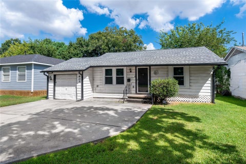 Photo of 605 Maple Avenue, Pasadena, TX 77506 (MLS # 73950432)