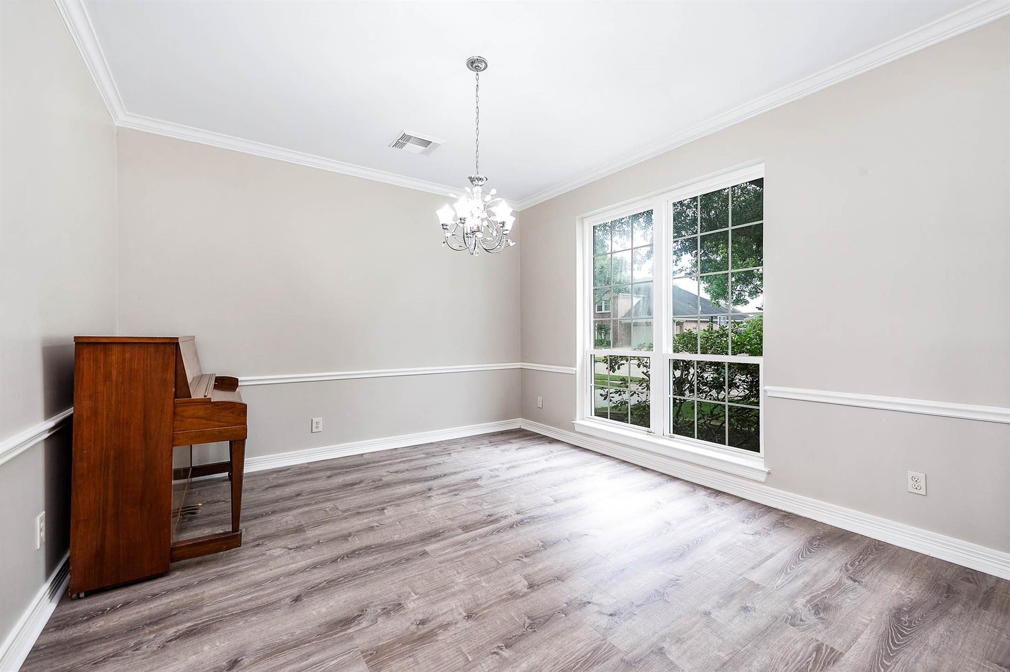 2923 Elsbury Lane
