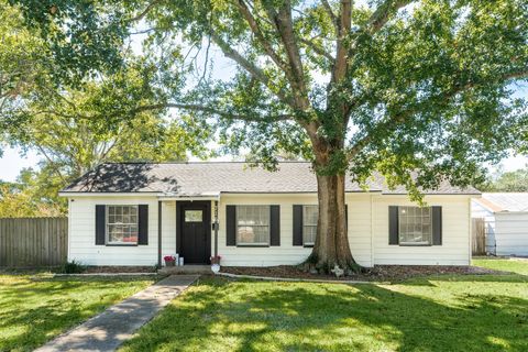 716 E Miller Street Angleton TX 77515