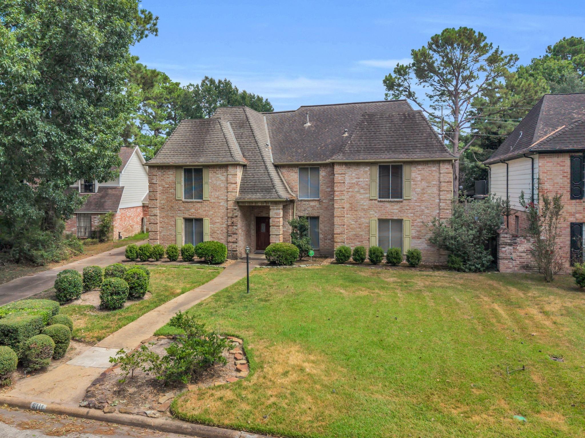 8111 Northbridge Drive