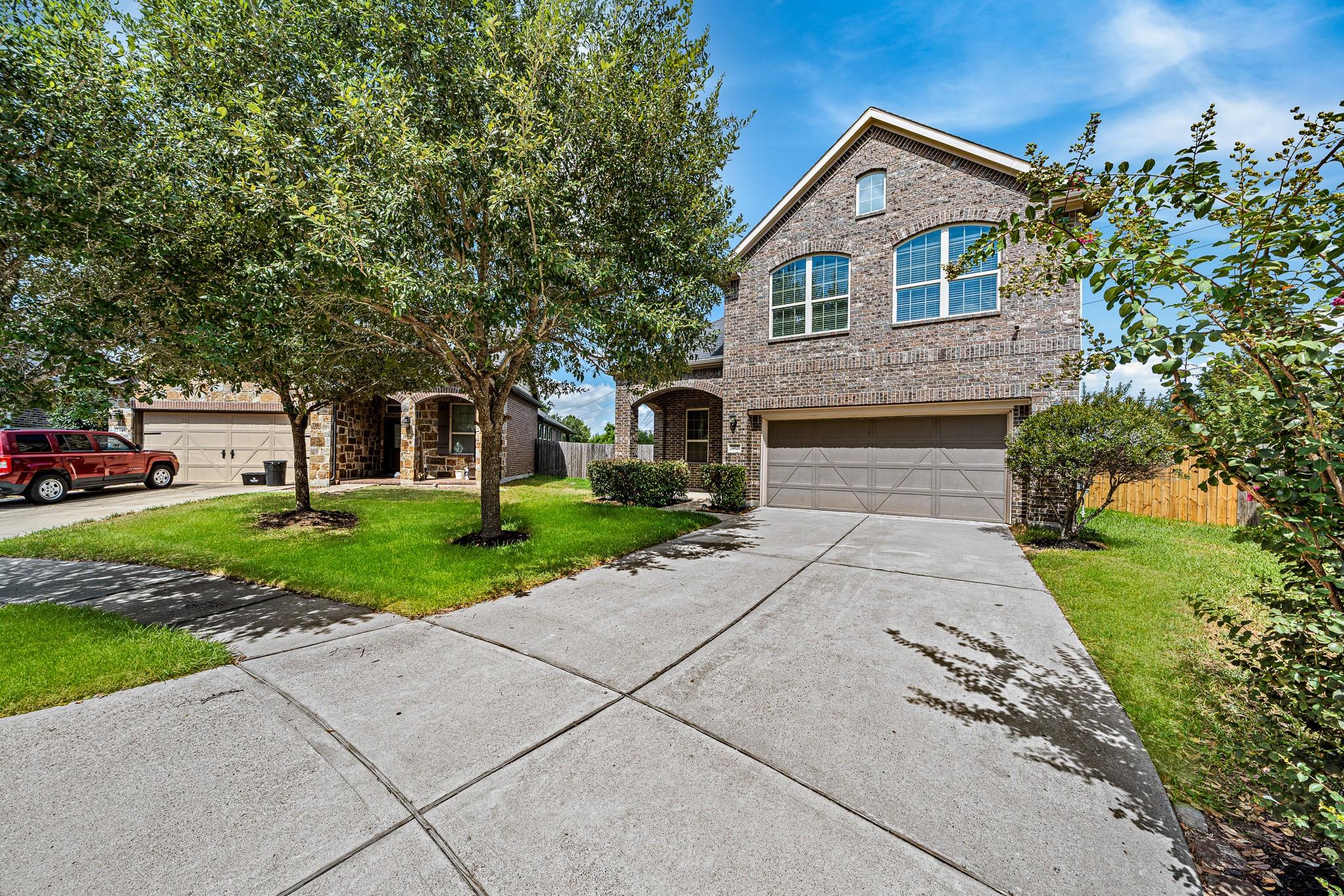 24826 Lakecrest Village Drive