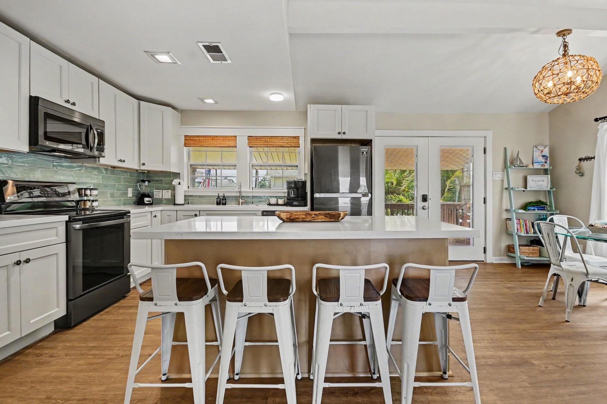 4417 Pelican Road