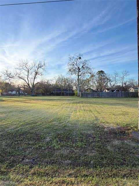 Vacant Land For Sale - 1007 E 2nd Street<br/> Sweeny, TX 77480