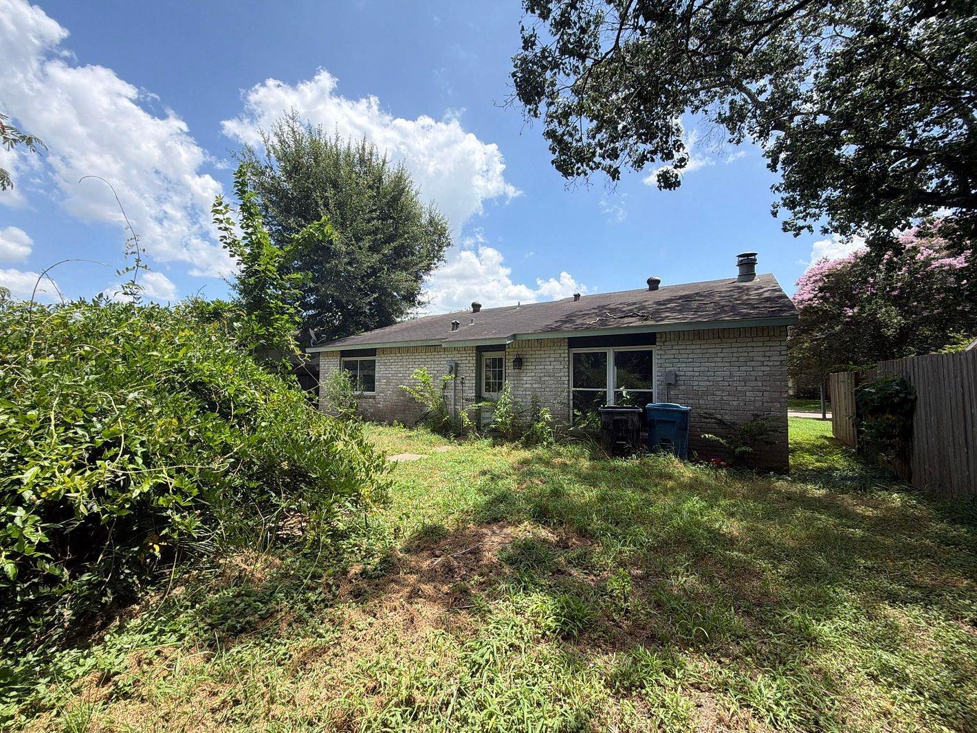 24206 Broken Bow Lane