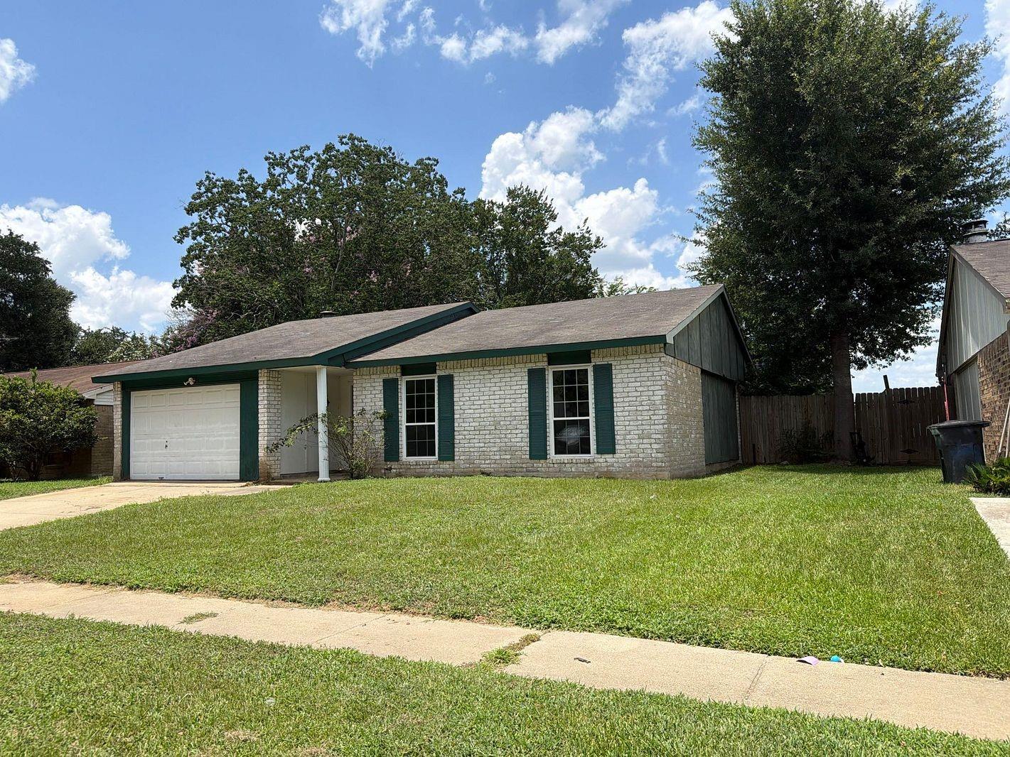 24206 Broken Bow Lane
