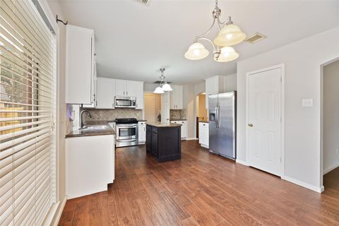 Photo of 9135 Eaglecove Drive, Houston, TX 77064 (MLS # 28189007) Photo of 9135 Eaglecove Drive, Houston, TX 77064 (MLS # 28189007)