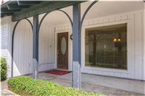 Photo of 4 Champions Colony E, Houston, TX 77069 (MLS # 10302355)