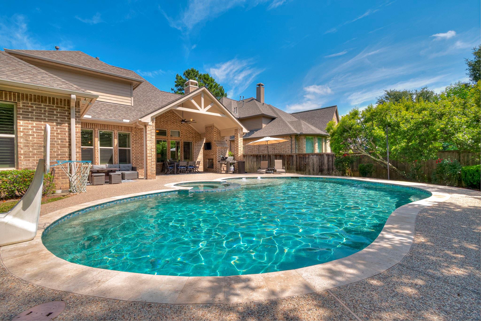 115 Sanibel Crest Place